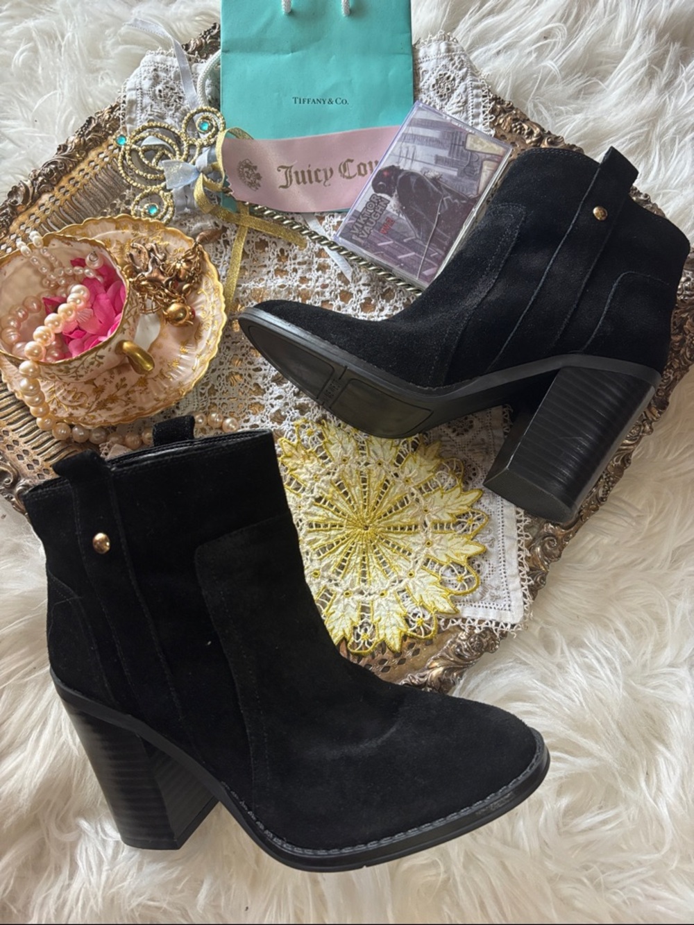 Nine West Black Suede Block Heel Ankle Booties Boots 5.5 Heeled Comfortable Cute